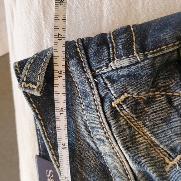 Vigoss NWT Blue Embroidered Chelsea Skinny Sz. 9/10 Raw Hem Women's Jeans - Picture 16 of 16